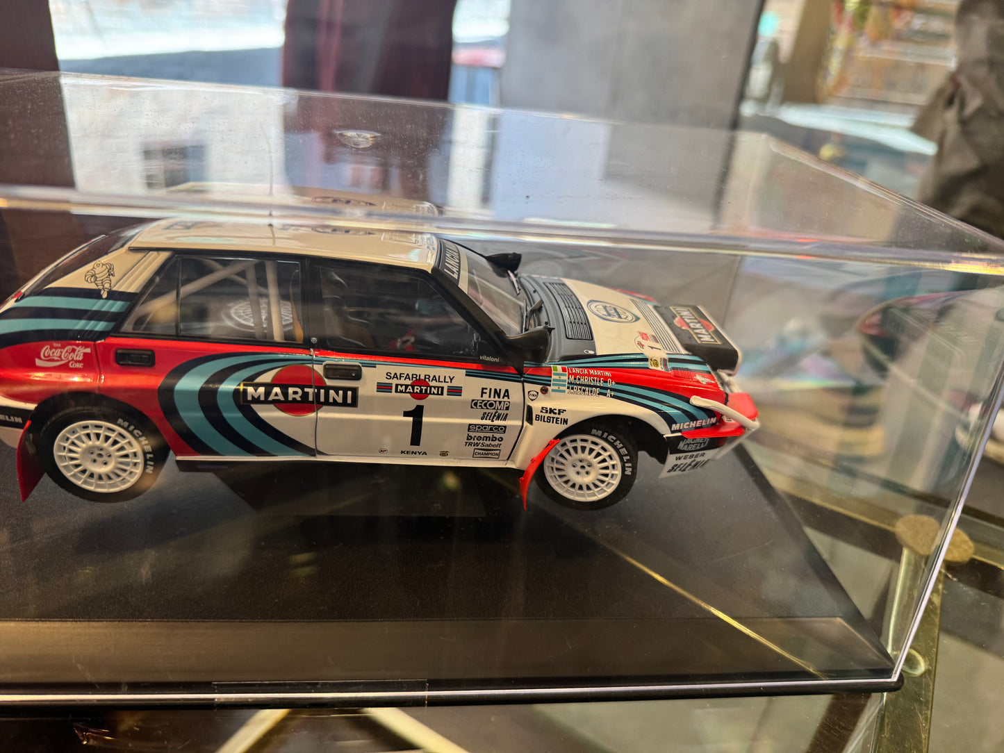 Lancia Delta modellino Kyosho restaurata