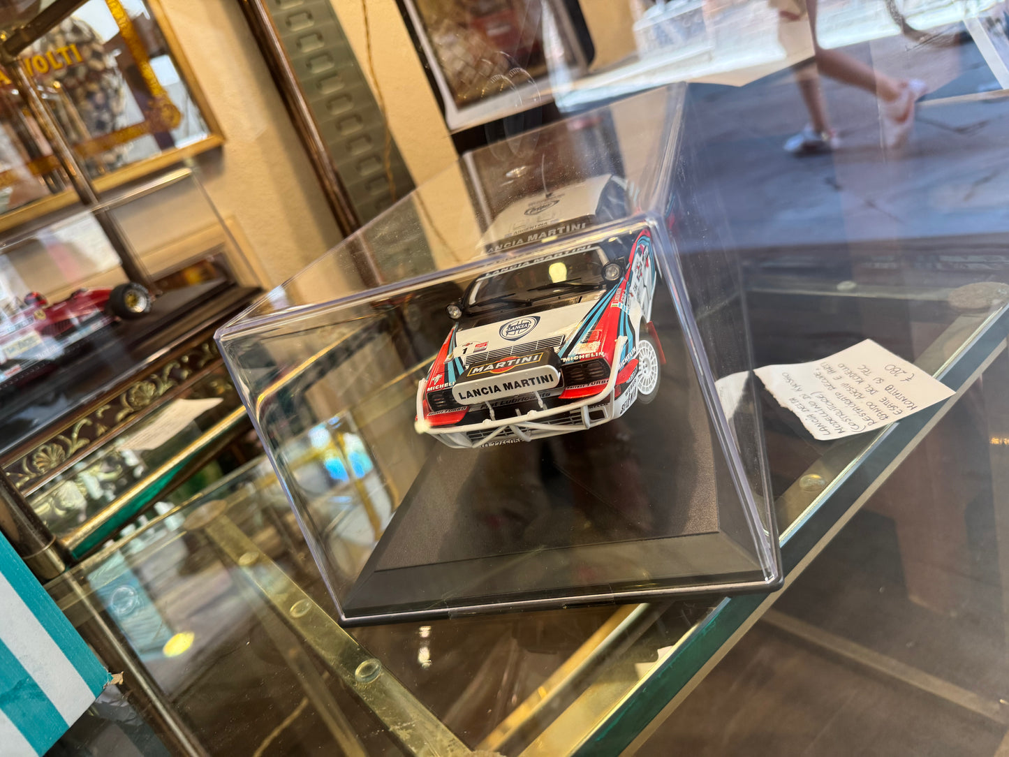 Lancia Delta modellino Kyosho restaurata